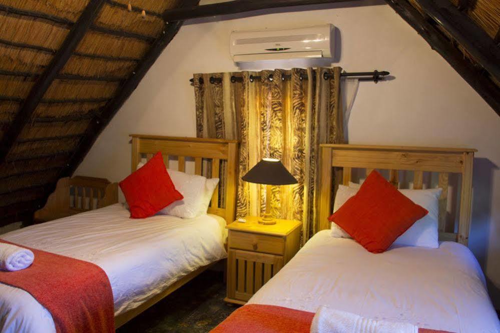 Aristo Manor Hotel Richards Bay Eksteriør billede