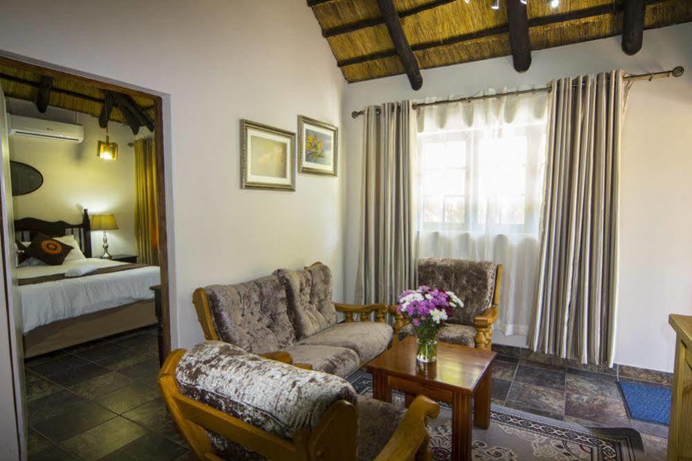 Aristo Manor Hotel Richards Bay Eksteriør billede
