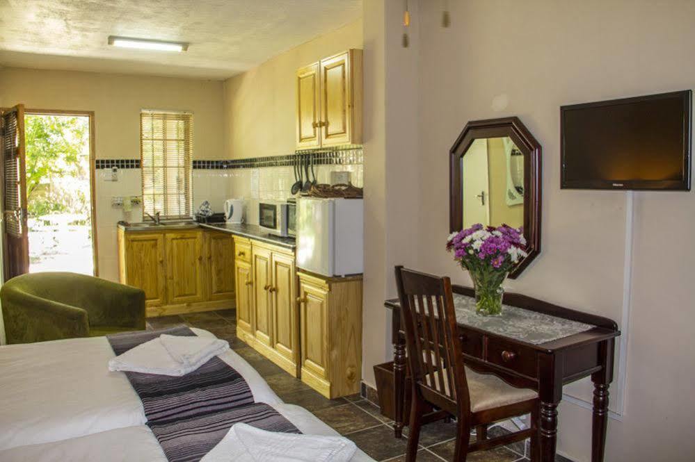 Aristo Manor Hotel Richards Bay Eksteriør billede