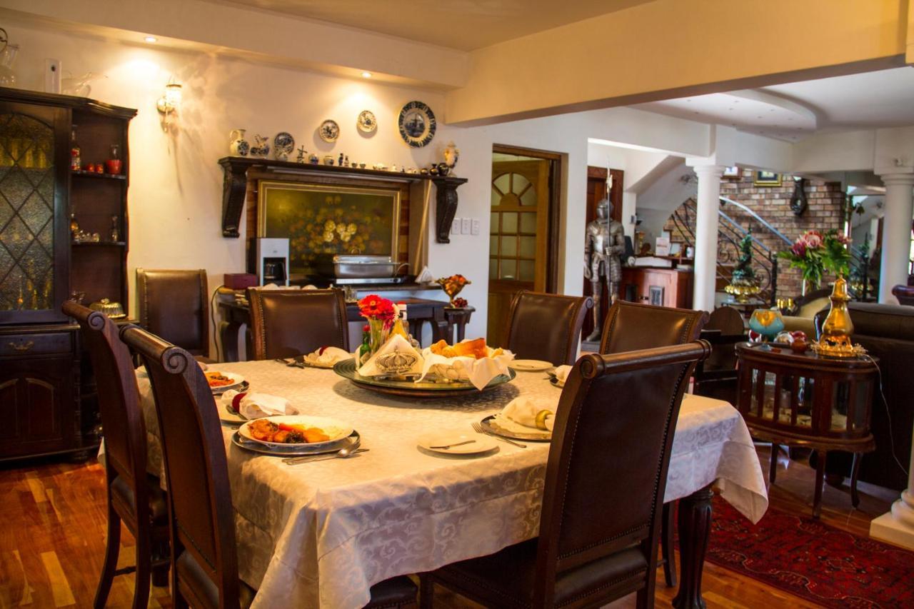 Aristo Manor Hotel Richards Bay Eksteriør billede